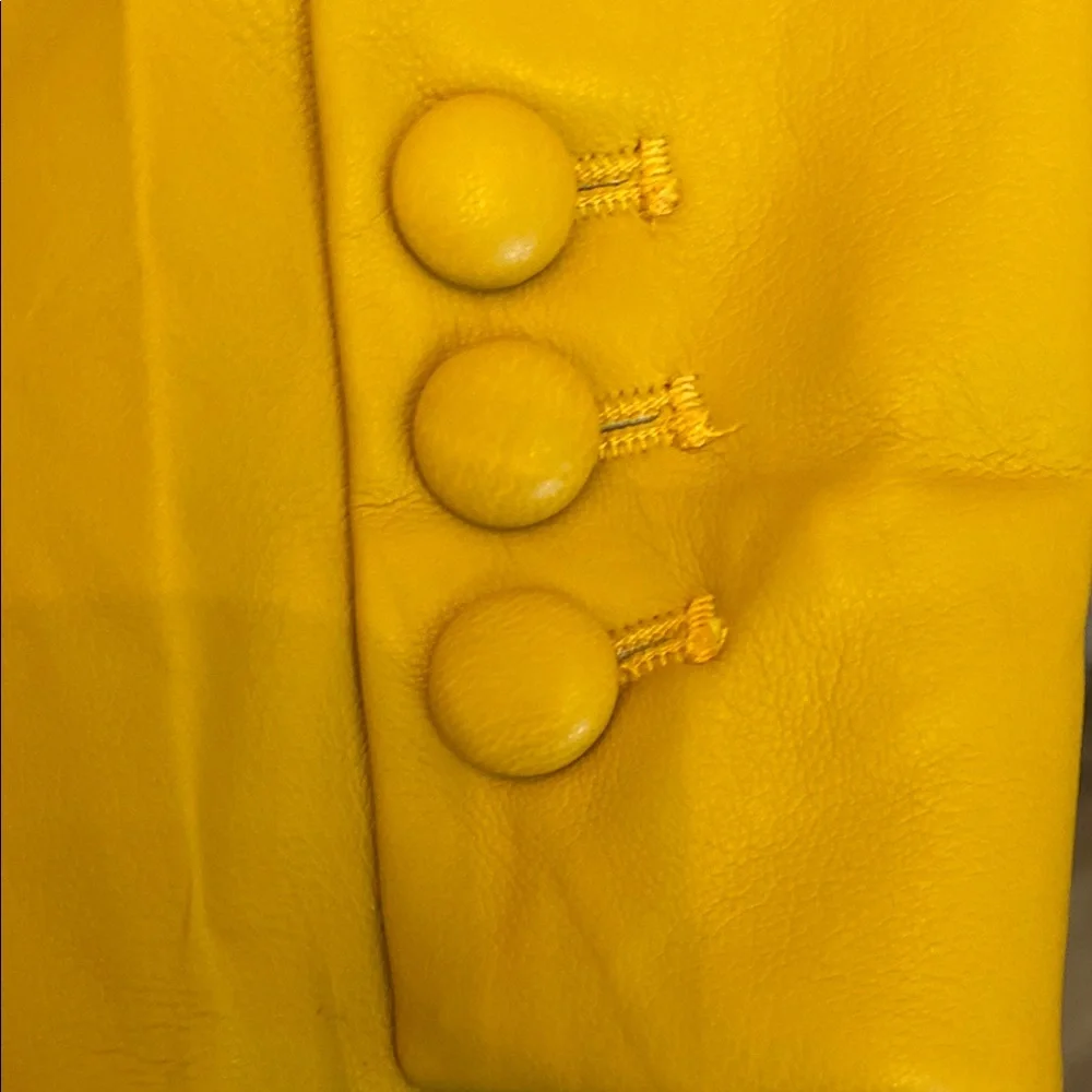 NWT Yellow Structured Blazer with Tailored Fit - Picture 7 of 10
